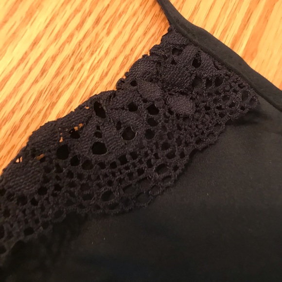 NWT Laundry by Design- Lace trim bikini top - Picture 8 of 8